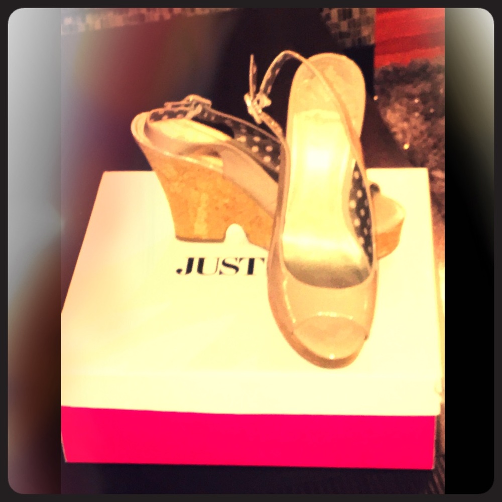 Cream heels 👠